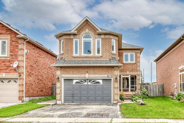 37 Brockman Crescent Upper, Ajax