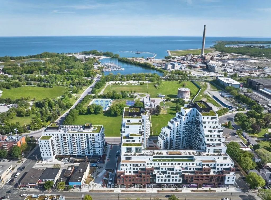 1050 Eastern Avenue 1415, Toronto E02