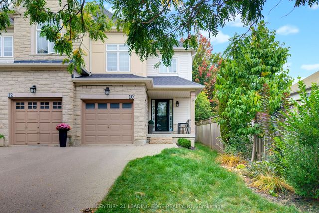 10 Dodds Square, Clarington