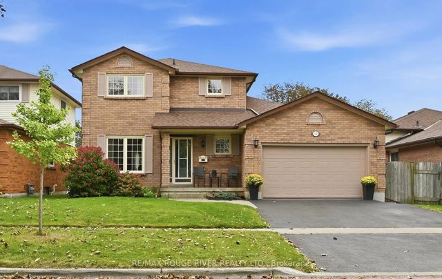 17 Cloverfield Street, Clarington
