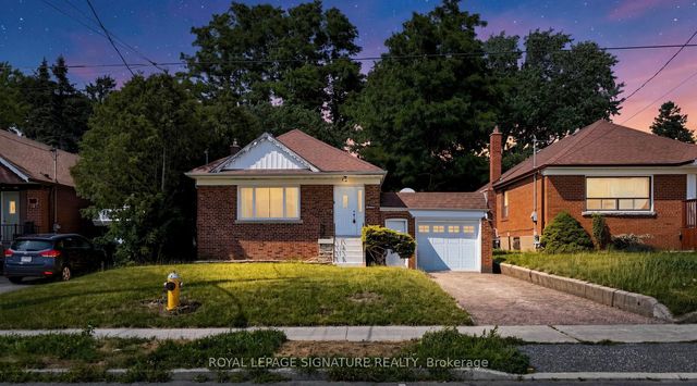 14 Valdane Drive Main, Toronto E04