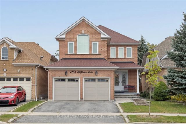 1905 Wildflower Drive, Pickering