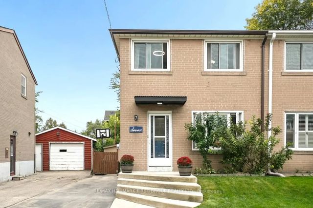 7 Ellendale Drive, Toronto E04