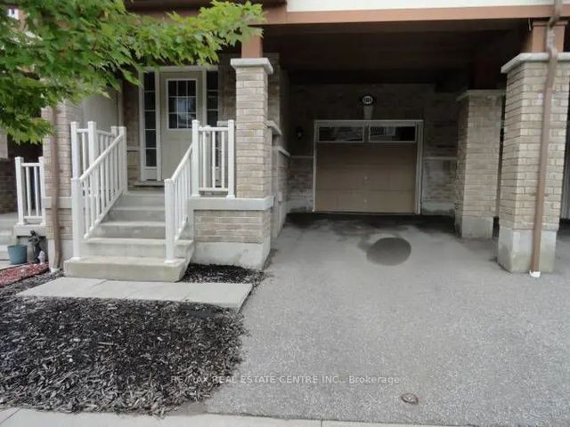1084 Silk Street, Pickering