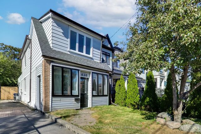430 Pharmacy Avenue, Toronto E04