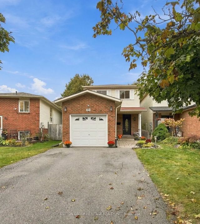 68 Hartsfield Drive, Clarington