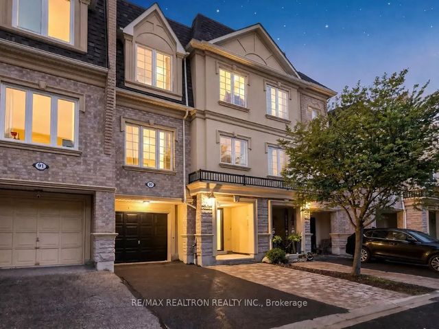1250 St. Martins Drive 92, Pickering