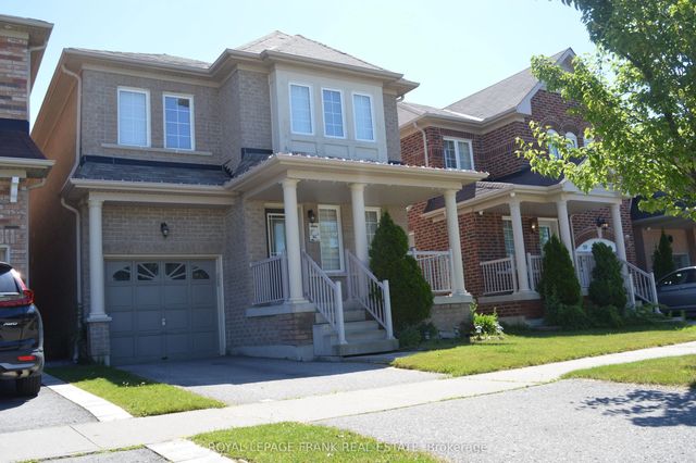 61 Summerside Avenue, Whitby
