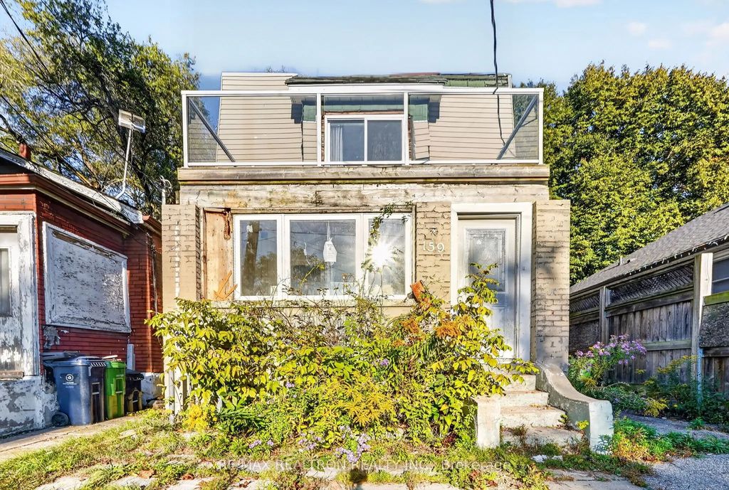 159 Eastwood Avenue, Toronto E06