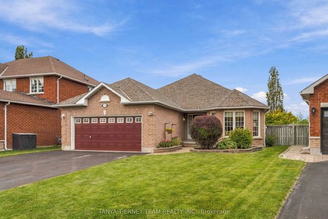 5 Padfield Drive, Clarington