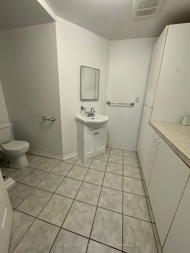 1107 Beaver Valley Crescent Lower, Oshawa