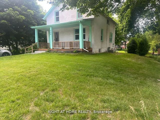 522 Kingston Road W, Ajax