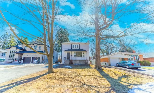 15 Cree Avenue Bsmt, Toronto E08