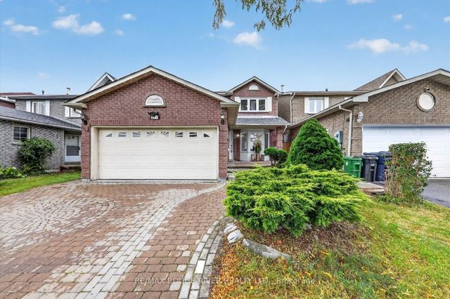 211 Ponymeadow Terrace, Toronto E10