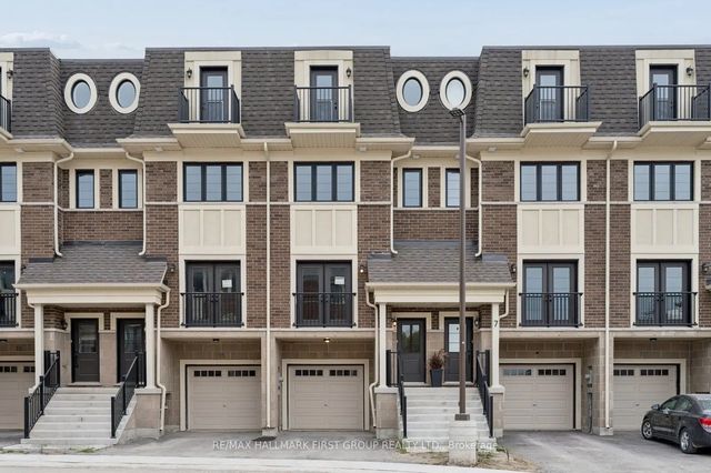 11 Marret Lane, Clarington