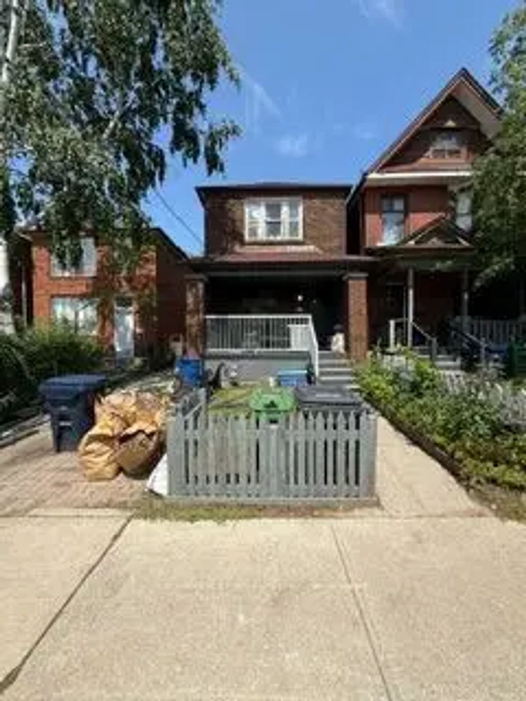 230 Gowan Avenue, Toronto E03