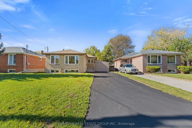 440 Macaulay Street, Oshawa