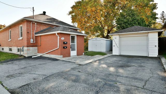 584 Montgomery Street, Oshawa