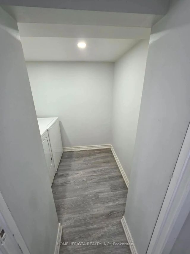 214 Ravenscroft Road Basement, Ajax