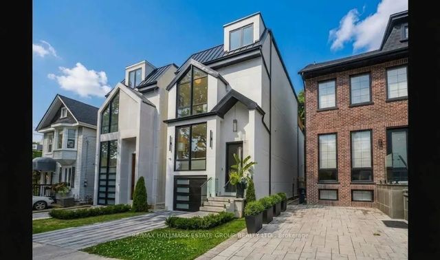 10 Wheeler Avenue, Toronto E02