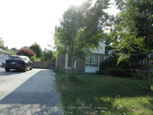 10 Baldoon Road, Toronto E11