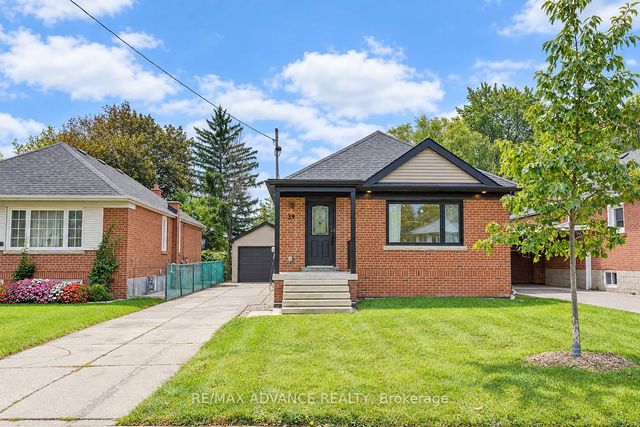 39 Janet Boulevard, Toronto E04