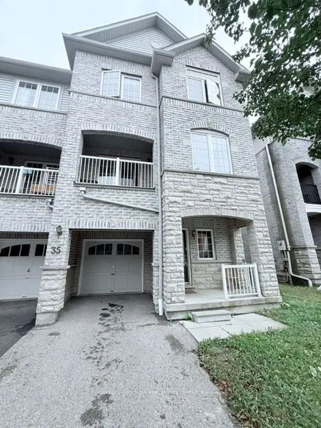 35 Linnell Street, Ajax