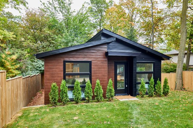 25 Lyncroft Drive Garden Suite, Toronto E08