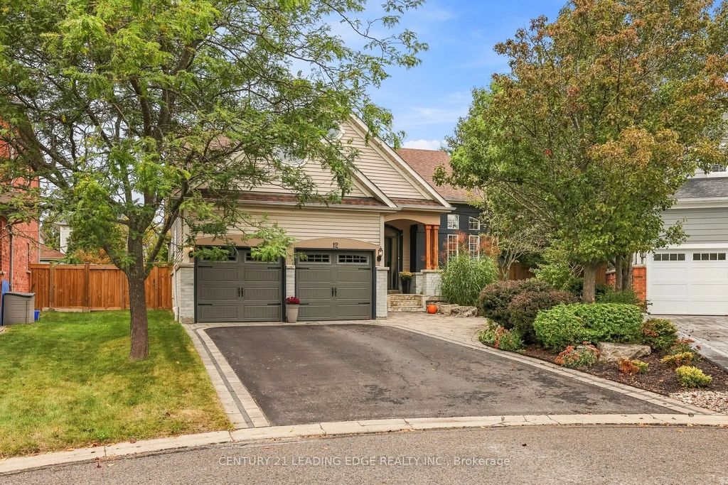 12 Coastview Court, Whitby