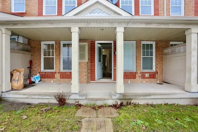 8834 Sheppard Avenue E, Toronto E11