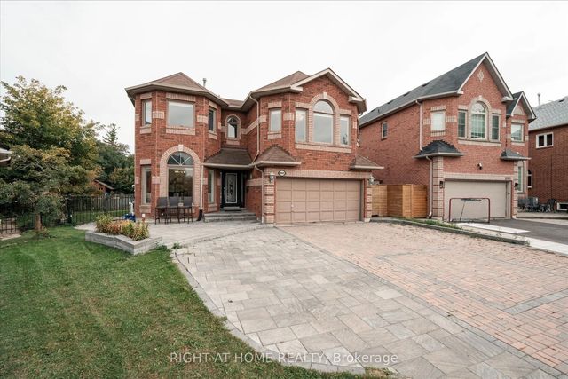 1001 Lytton Court, Pickering
