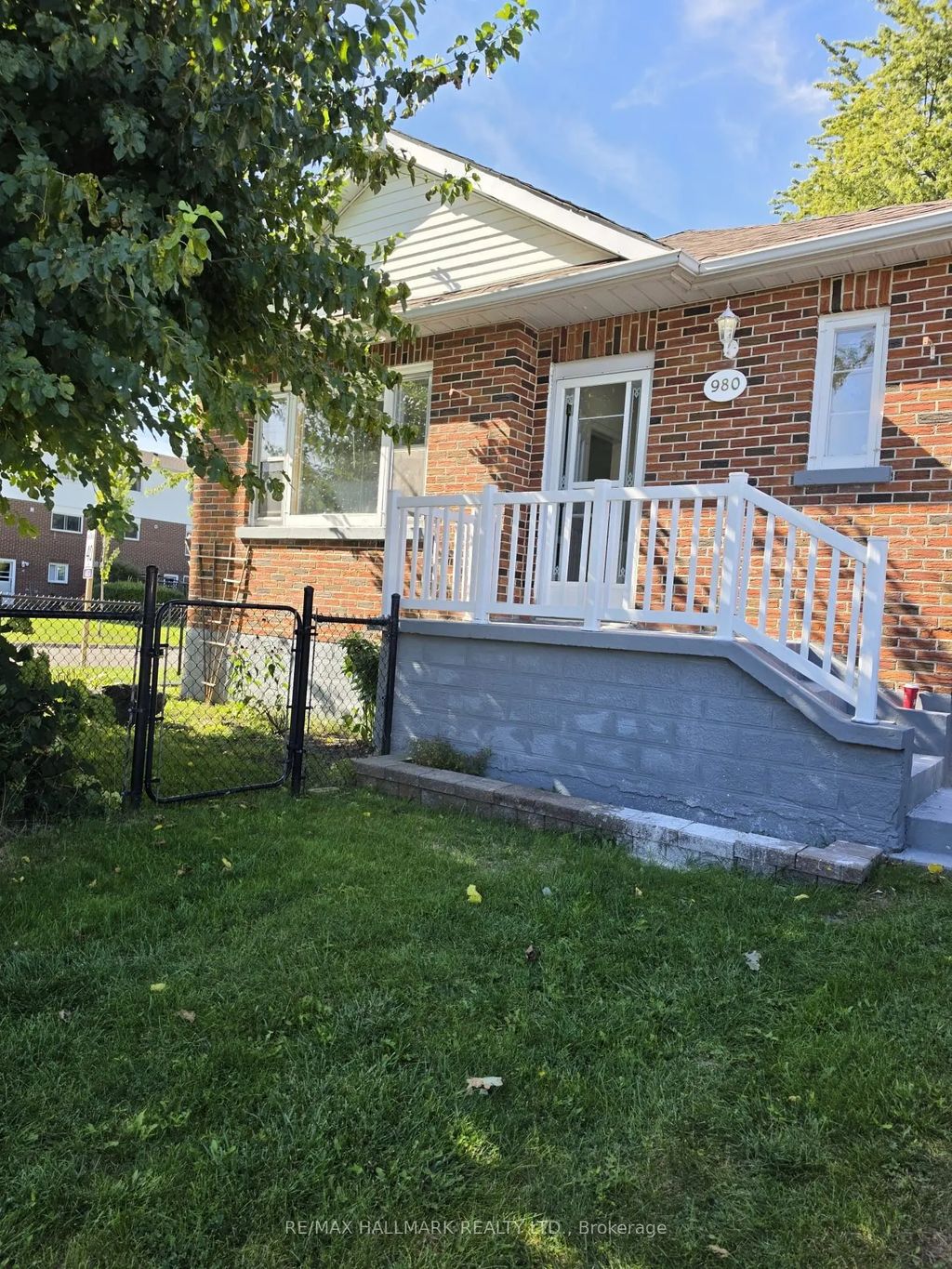 980 Glen Street, Oshawa