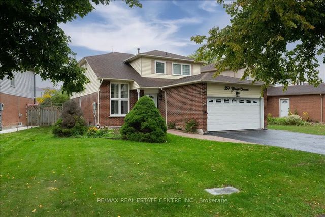 257 Wright Crescent, Ajax