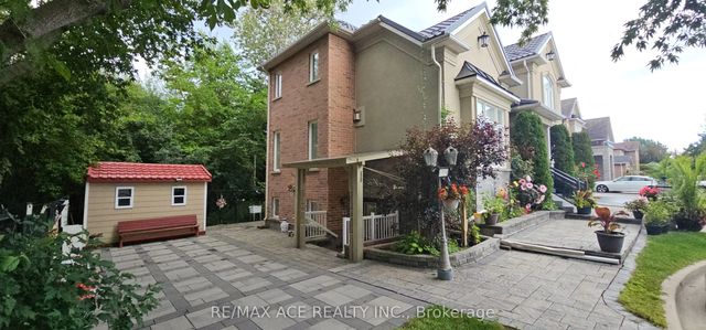 25 Fawnridge Trail Bsmt, Toronto E10