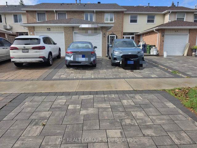70 Copperwood Square, Toronto E07