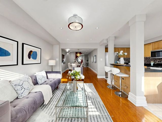81 Vessel Crescent, Toronto E10