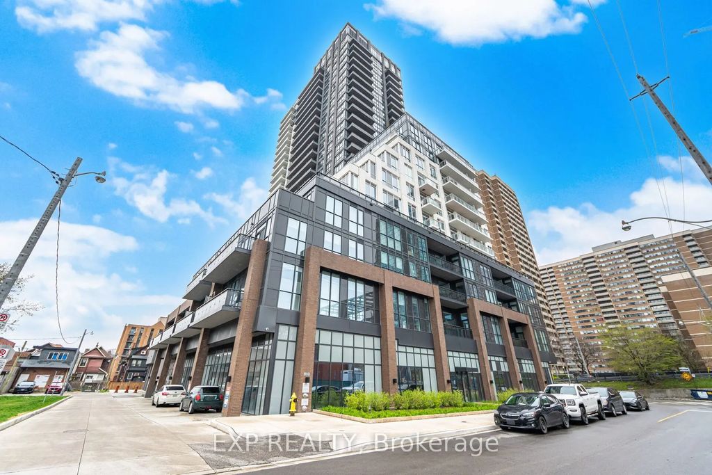 286 Main Street 10, Toronto E02