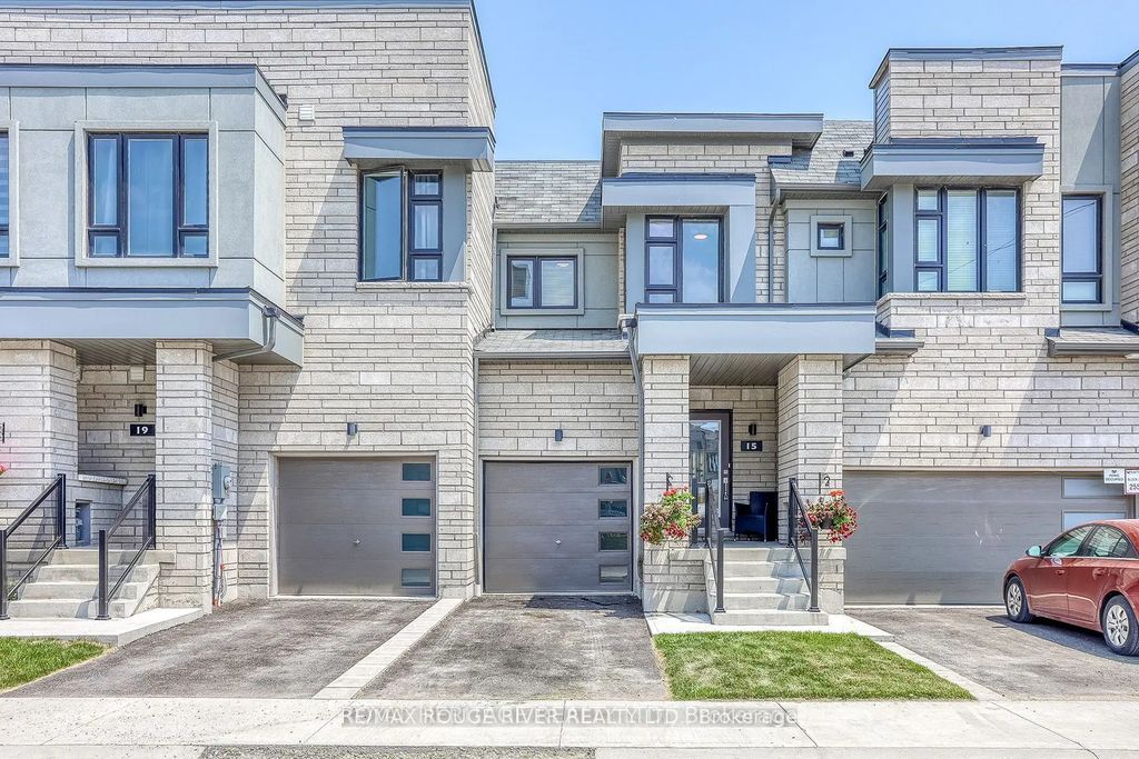 19 Caspian Square, Clarington