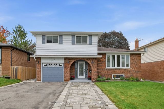 15 Hillier Street, Clarington