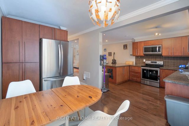 67 Willows Lane, Ajax