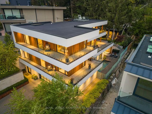 8 Fallingbrook Wood, Toronto E06