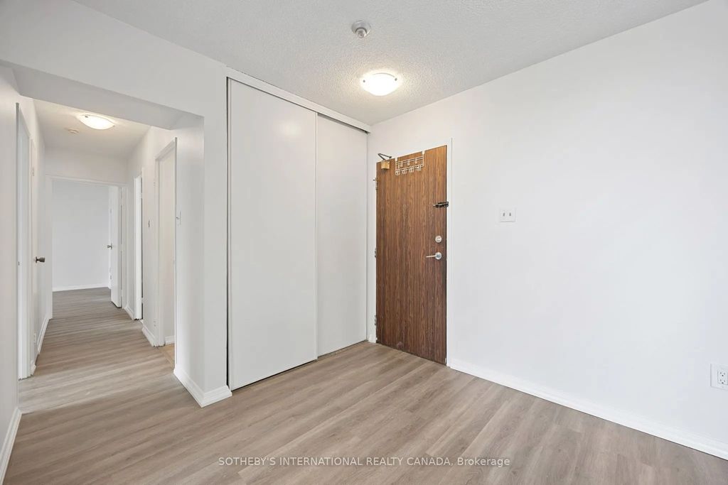 100 Prudential Drive 911, Toronto E04