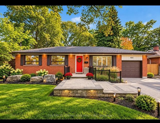 433 Brownfield Gardens, Toronto E10
