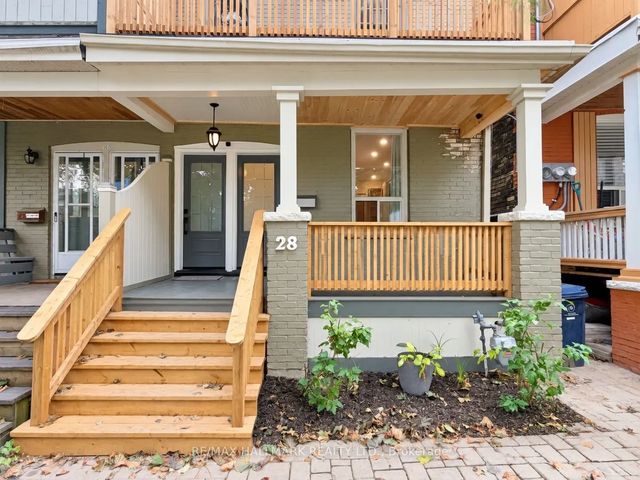 28 Ashdale Avenue, Toronto E01