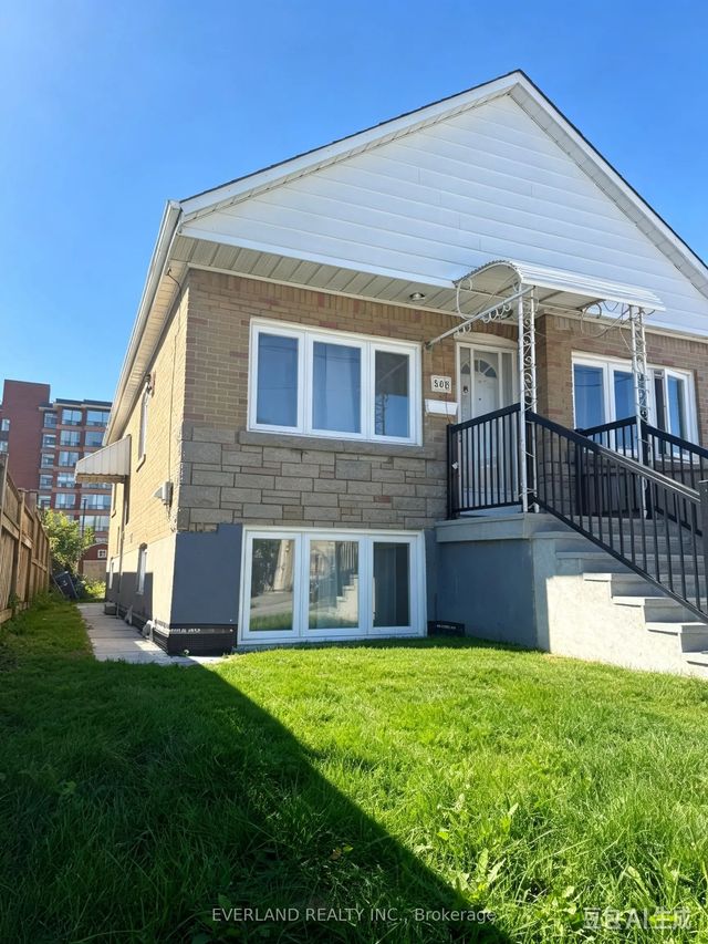 808 Midland Avenue Bsmt, Toronto E04