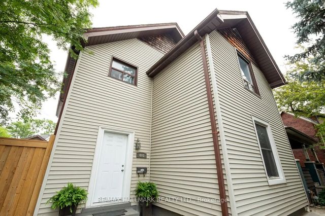 405 Kingston Road Main Floor, Toronto E02