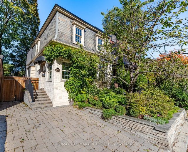 22 Pretoria Avenue, Toronto E03