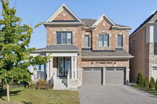 34 Huggins Drive, Whitby