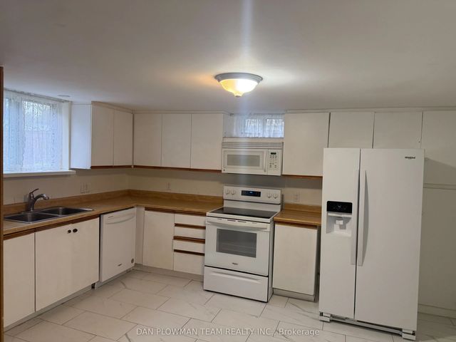 143 Wilson Road N Basement, Oshawa