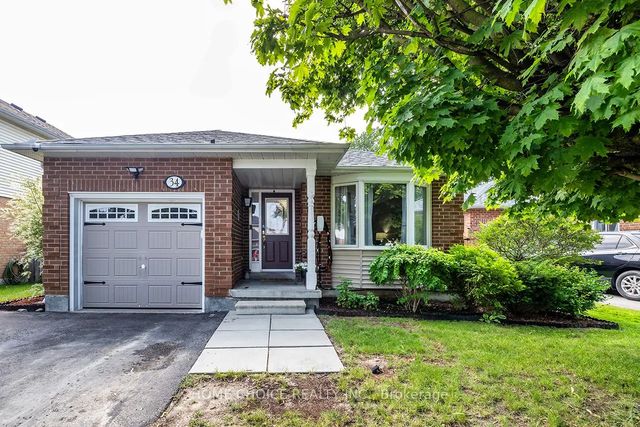 34 Goldpine Avenue, Clarington